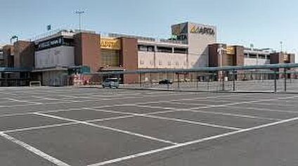 アピタ各務原店 1800ｍ(徒歩23分)