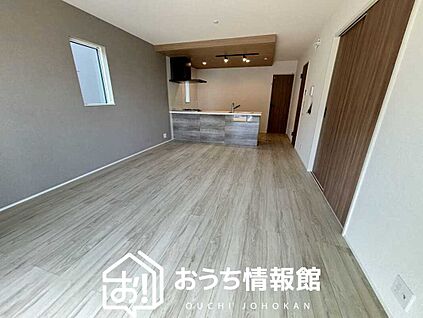 現地写真(リビング)