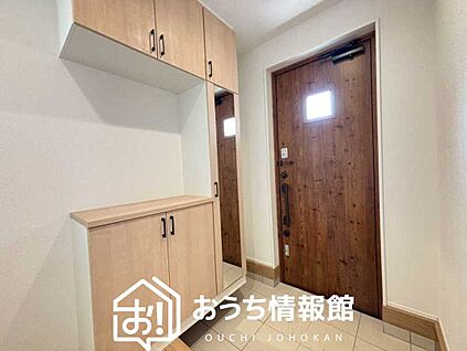 現地写真(玄関)