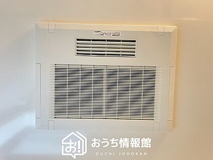 電気式浴室暖房換気乾燥機
