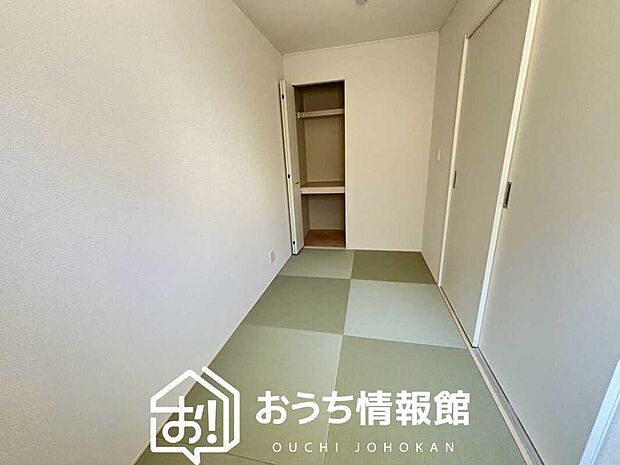 【現地写真(和室)】大壁仕様の新和室。くつろぎの空間です。