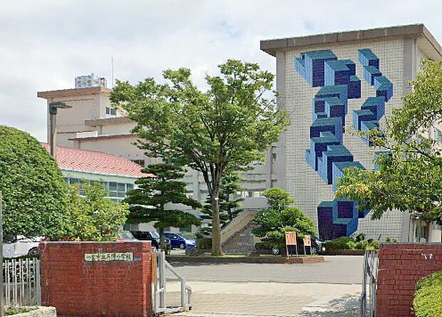 一宮市立丹陽小学校(約1,930m)