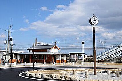 ＪＲ関西本線「井田川駅」 720ｍ(徒歩9分)