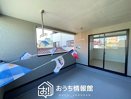 バルコニー