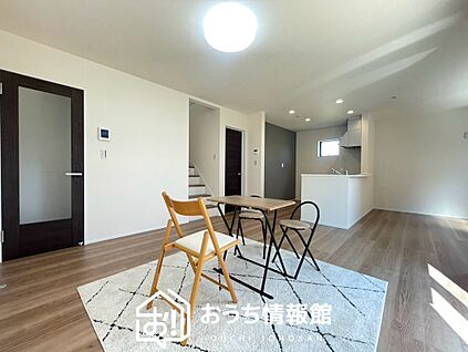 現地写真(リビング)