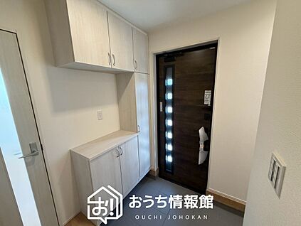現地写真(玄関)