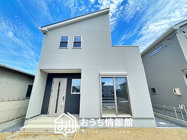 【現地写真(外観)【1号地】】全居室複層ガラスで夏は涼しく、冬は暖かいおうちです。
