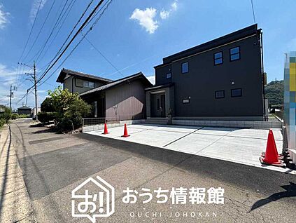 現地写真（前道含む外観）