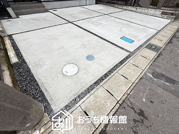【現地写真(駐車場)】駐車スペースが広く、運転が苦手な方も安心です。