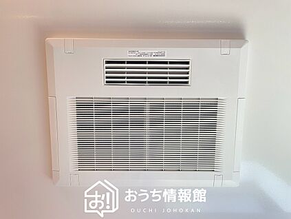 電気式浴室暖房換気乾燥機