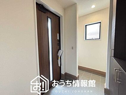 現地写真(玄関)