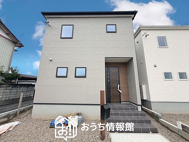 【現地写真(外観)【4号地】】健康被害に配慮したもっとも安全性の高い建材を採用し、シックハウス対策をしております。