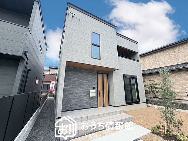 【現地写真（外観）【Ｃ号地】】軽くて火災に強い屋根材を採用し、地震時の建物への負担や揺れを軽減しています。