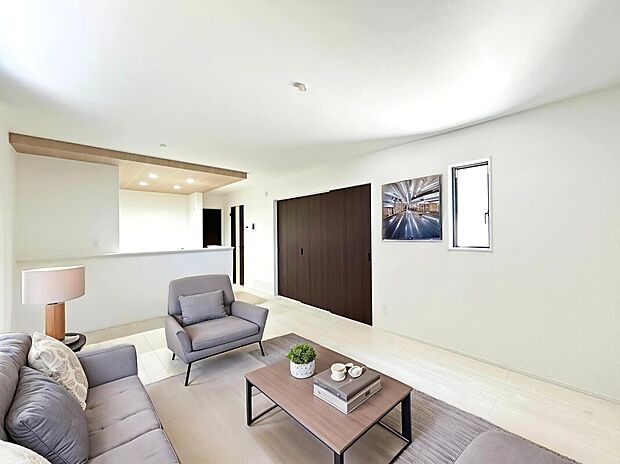 【LDK：1号棟】
広々としたLDK16帖×3～4部屋プラン！
2台分確保されたゆとりあるカースペース。
ライフスタイルに合わせた住まいを選べます！