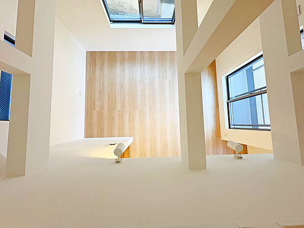 【【吹抜】】全居室に収納スペースが備わっており、収納が豊富なプランニング！