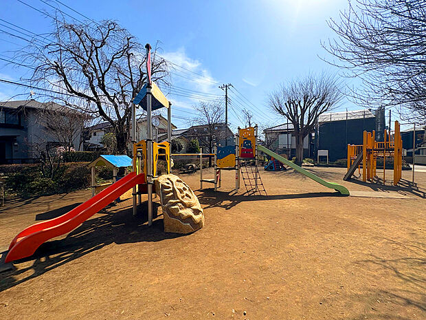 三鷹市立北野こりす公園(約400m)