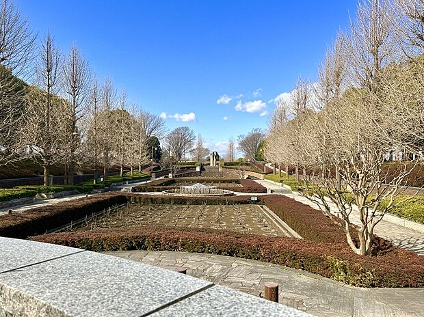秋留台公園(約800m)