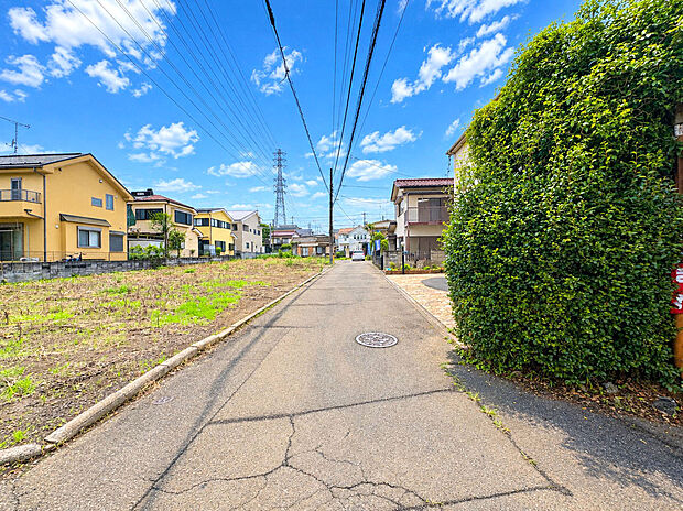 【【前面道路】】建築条件外しのご相談可能!
ハウスメーカーからプランまで自由自在、お客様の理想のマイホームを建築可能です!