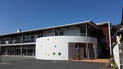 愛歩保育園 約700m(徒歩9分)