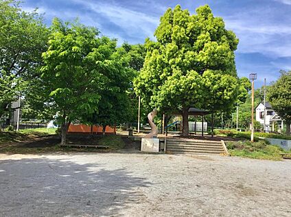 くすのき公園 約180m(徒歩3分)