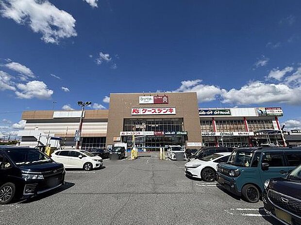 ケーズデンキ奈良柏木店まで1490m 自転車で6分、車で3分♪