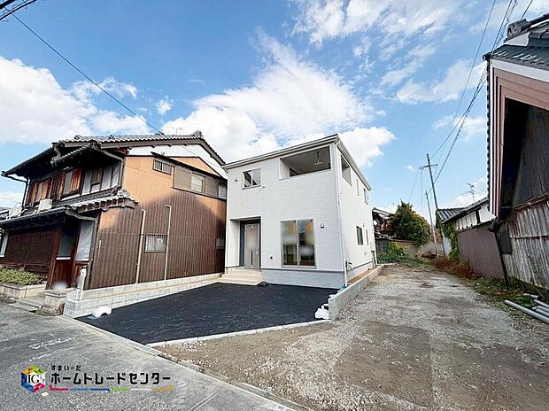 【現地外観写真】
資料送付・ご見学即対応！建物完成しておりますので、室内ご内覧いただけます♪ご不明点等、スタッフがしっかりと説明させていただきますので、安心して現地をご覧ください♪