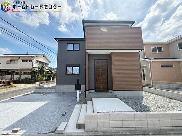 【現地外観写真】※3号棟
JR関西本線「大和小泉駅」バス21分・停歩3分♪いつでもご見学ができます♪お気軽にお問い合わせください♪