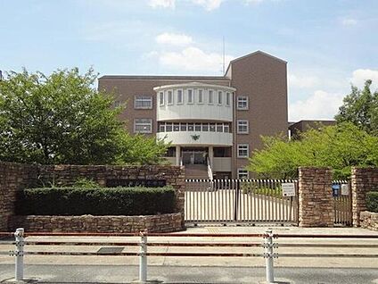 大和郡山市立郡山南中学校 950m(徒歩12分)