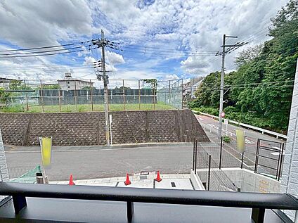 【バルコニー】