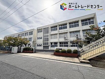 大和郡山市立片桐小学校 470m(徒歩6分)