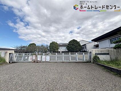 大和郡山市立片桐中学校 1010m(徒歩13分)