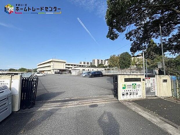 生駒市立生駒南第二小学校（約1,350m）