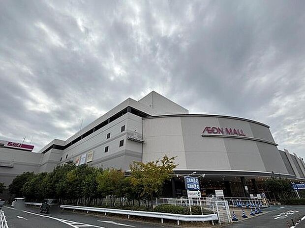 ワークマンカラーズイオンモール橿原ウエスト・ビレッジ店（約1,490m）