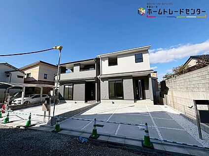 【現地外観写真】※１号棟側から
