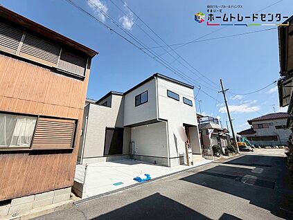 【前面道路含む現地写真】