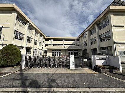 橿原市立金橋小学校 1030m(徒歩13分)