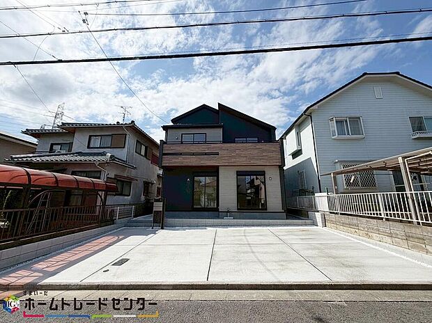 【現地外観写真】資料送付・ご見学即対応！建物完成しておりますので、室内ご内覧いただけます♪ご不明点等、スタッフがしっかりと説明させていただきますので、安心して現地をご覧ください♪