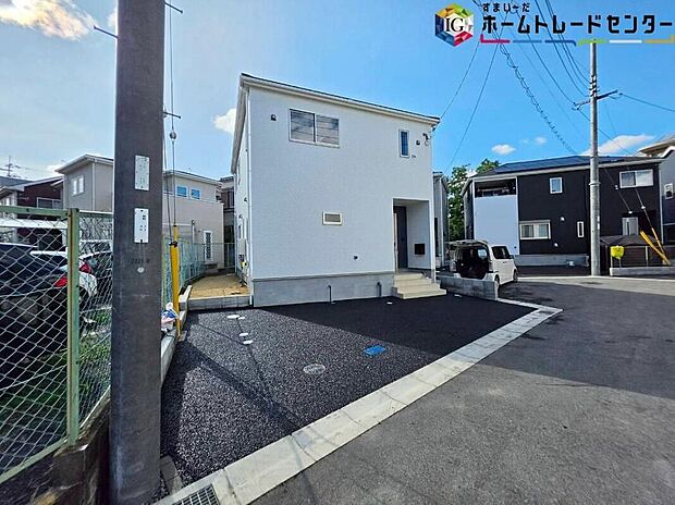 【【現地外観写真】】※1号棟近鉄橿原線「近鉄郡山」駅まで徒歩12分♪いつでもご見学ができます♪お気軽にお問い合わせください♪