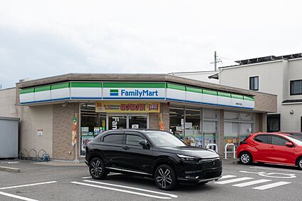 ファミリーマート岡崎赤渋 390m