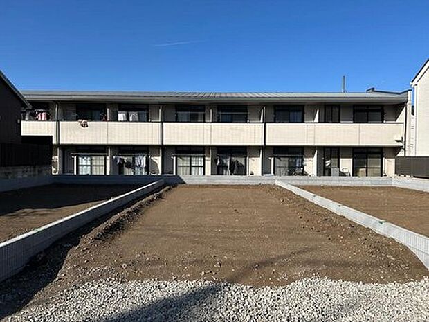 ・建築条件付き売地（全３区画）
・参考プランはどの区画にも設計適用できます♪お好みの間取りを採用いただけます♪