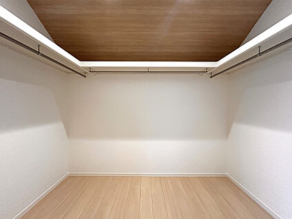 ウォークインクローゼット