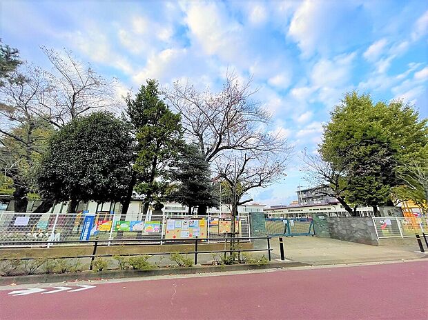 みその幼稚園（約526m）