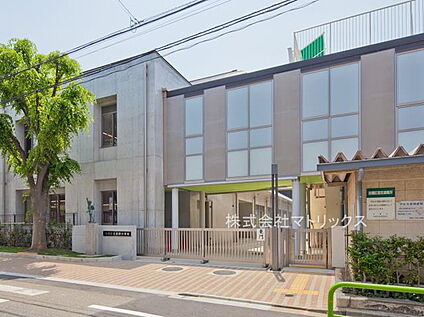 板橋区立前野小学校 653m(徒歩9分)
