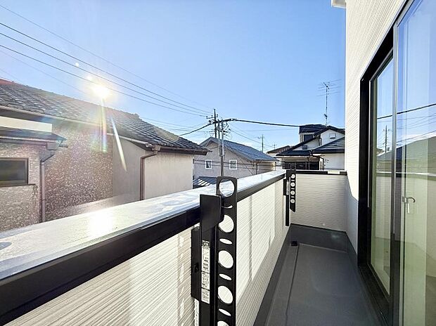 ■ 季節の移ろいを感じられる開放的な空間です