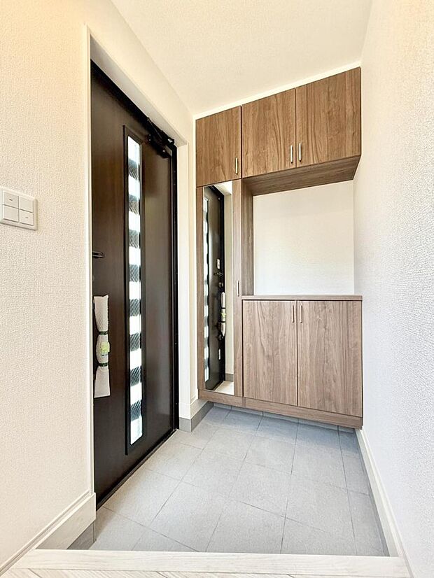 ■玄関はお家の顔！おしゃれな玄関でお客様をお迎え！