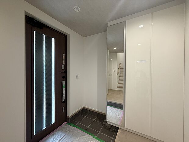 No.1 ■ シンプルで美しく、快適な暮らしの入り口