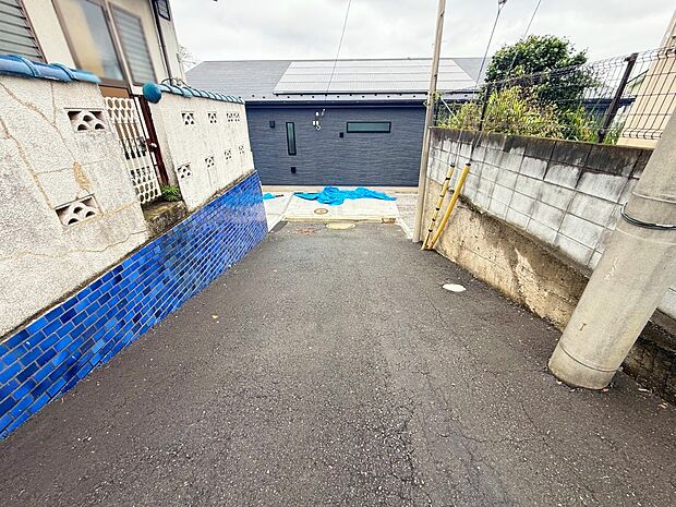 【前面道路含む現地写真】■新しい住まい、街の新しい風景