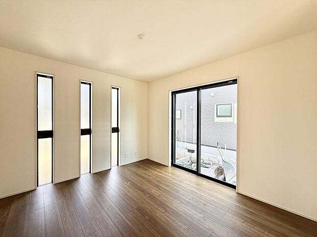 【ダイニング】■ふとした瞬間に幸せを感じる、心地よい場所