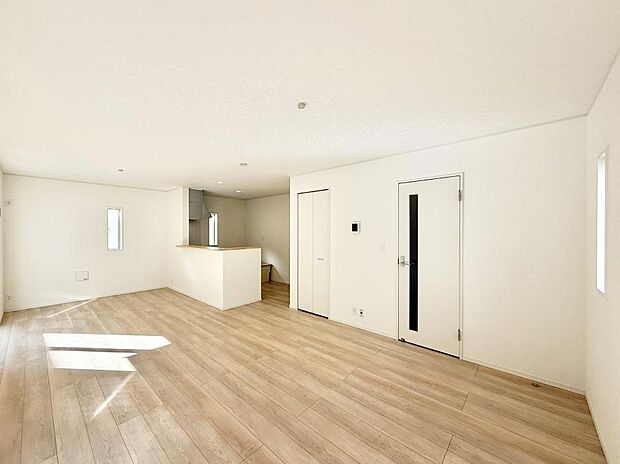 【ダイニング】■何気ない毎日を特別にする、癒しの空間