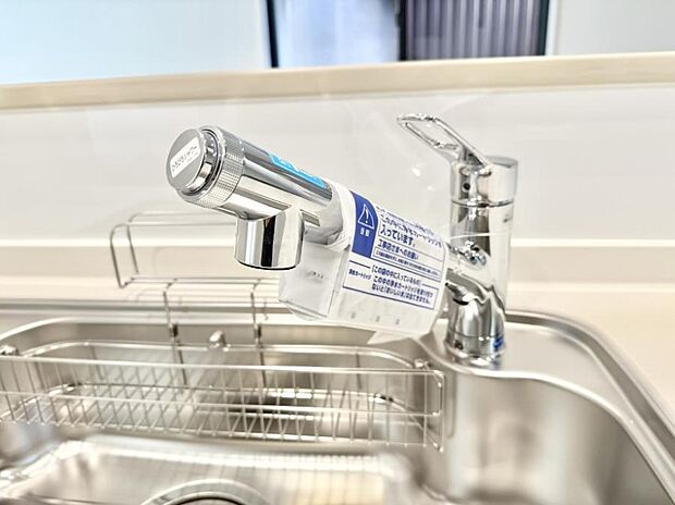 【浄水器】■清潔でおいしい水を手軽に供給してくれます